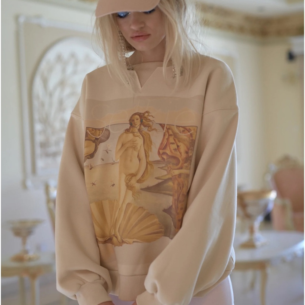 The Winter Sweater in Oatmilk
Selkie